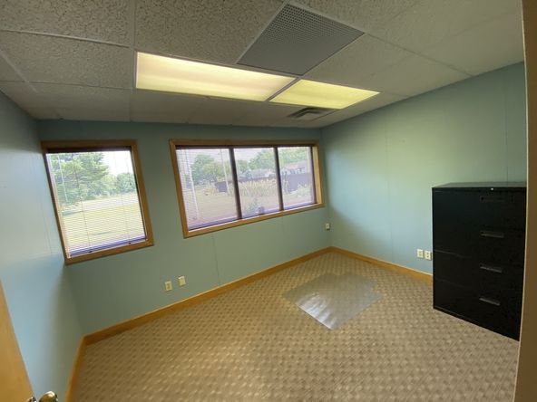 6418 Lima Rd, Fort Wayne, IN 46818